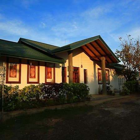 Sky Lodge Канді Екстер'єр фото