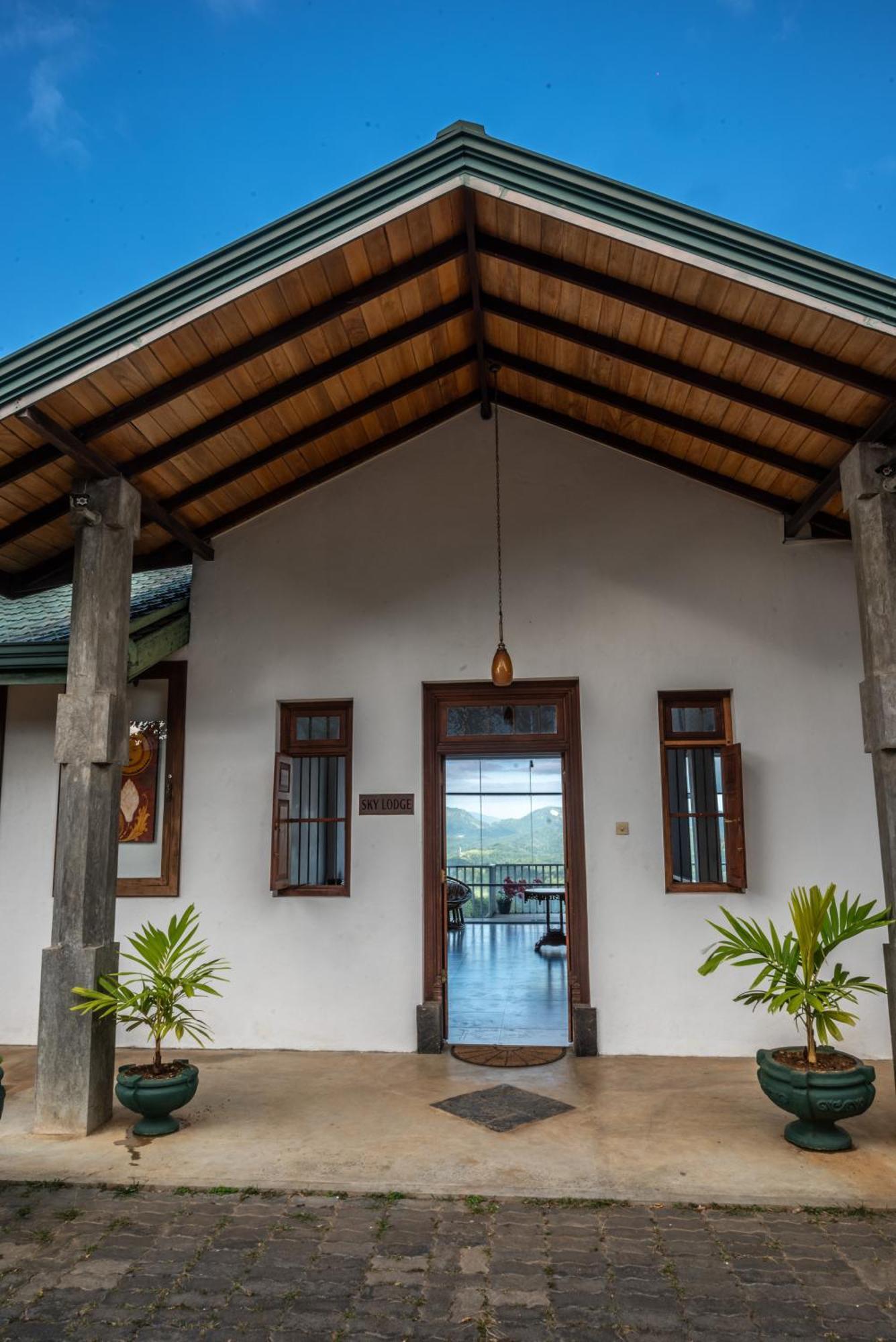 Sky Lodge Канді Екстер'єр фото