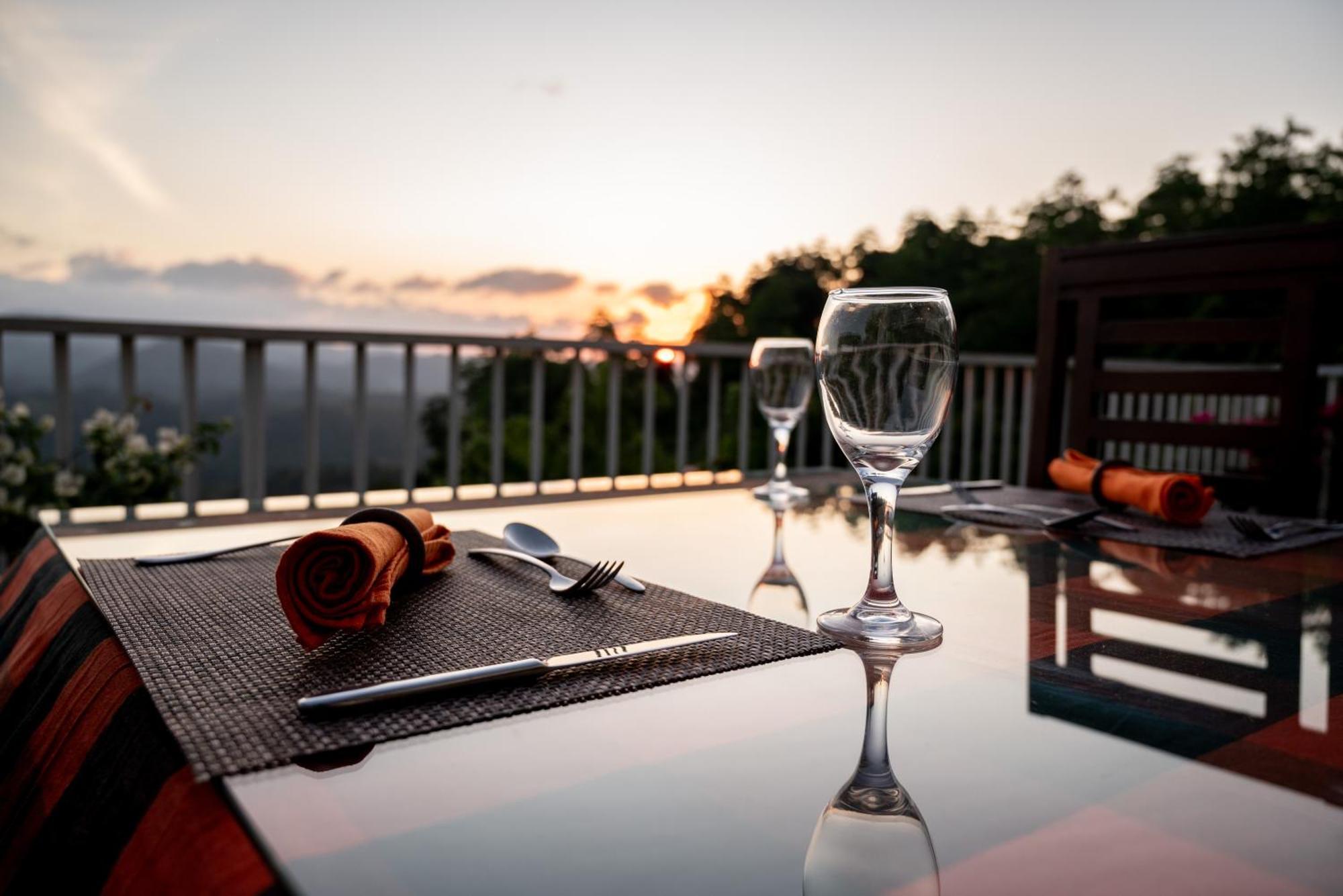 Sky Lodge Канді Екстер'єр фото