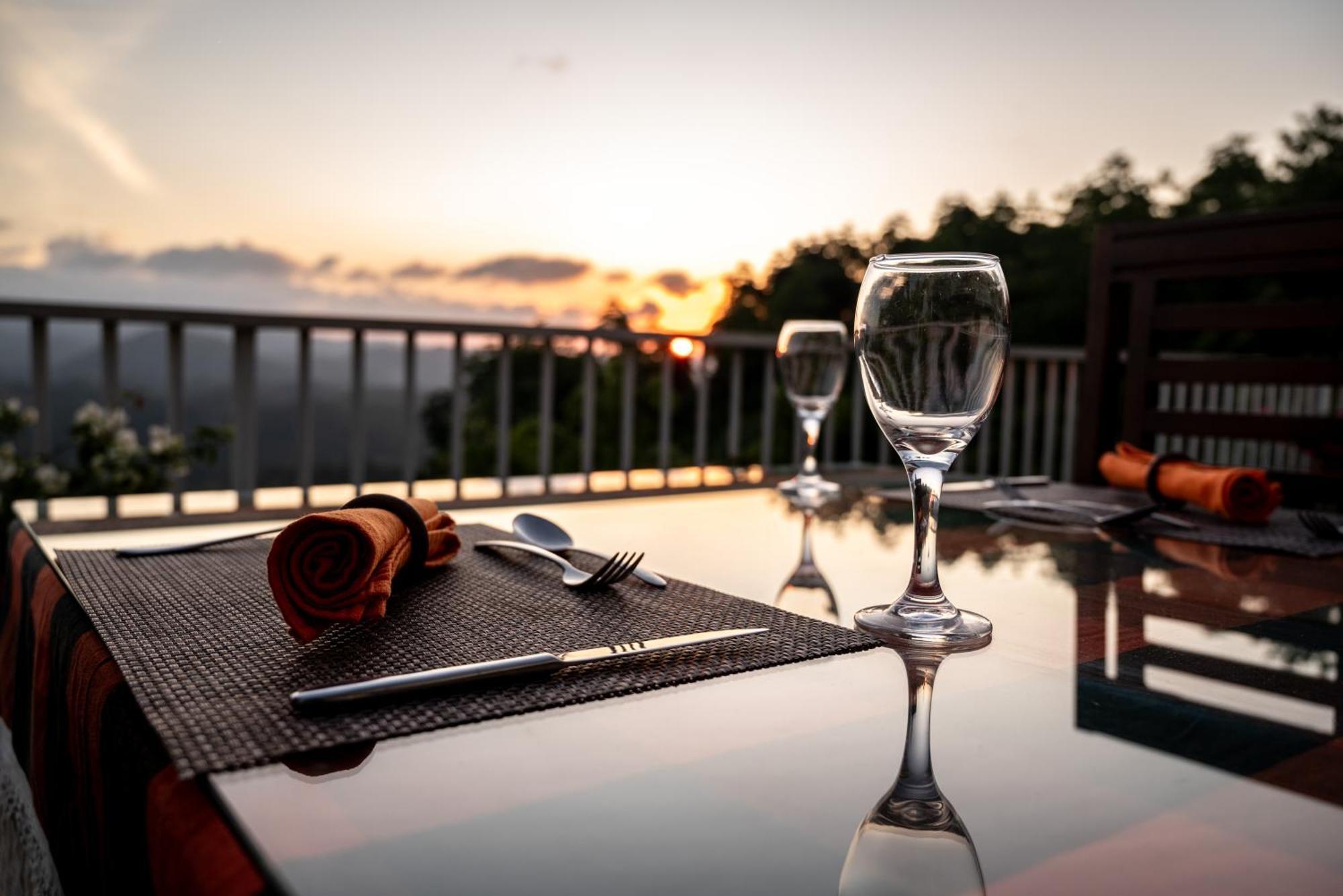 Sky Lodge Канді Екстер'єр фото