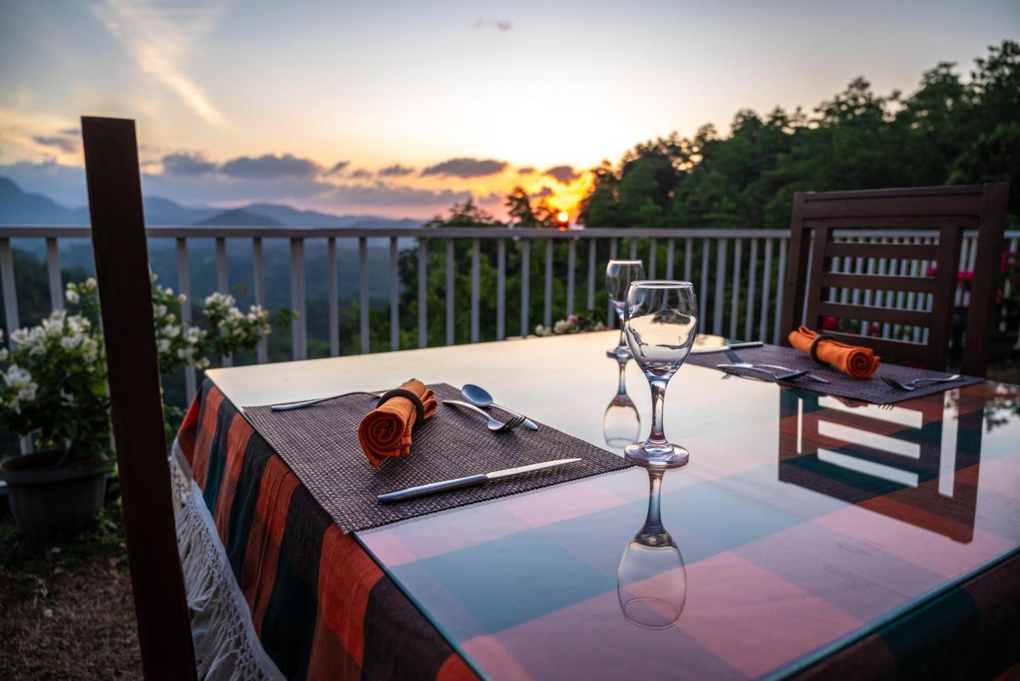 Sky Lodge Канді Екстер'єр фото