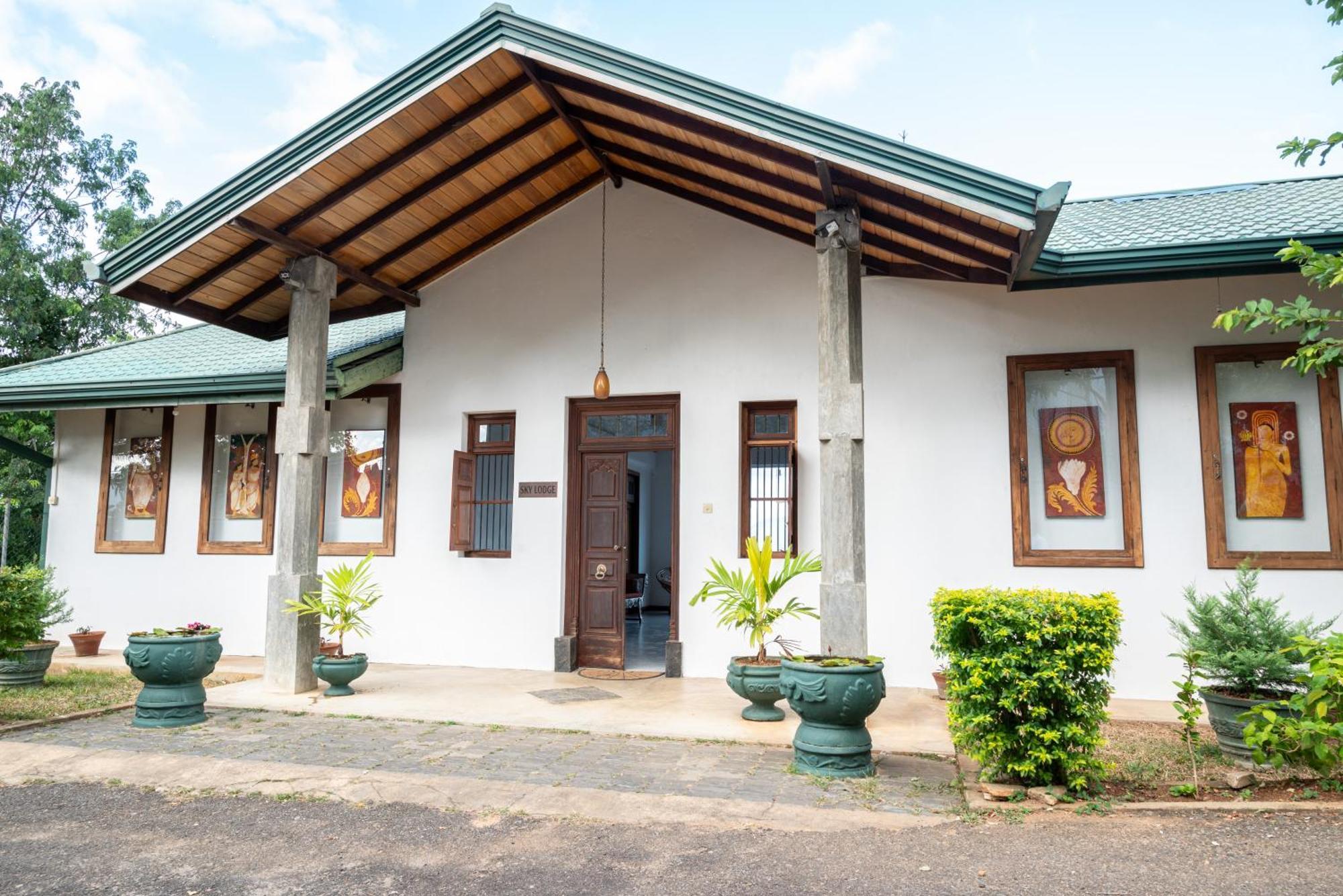 Sky Lodge Канді Екстер'єр фото