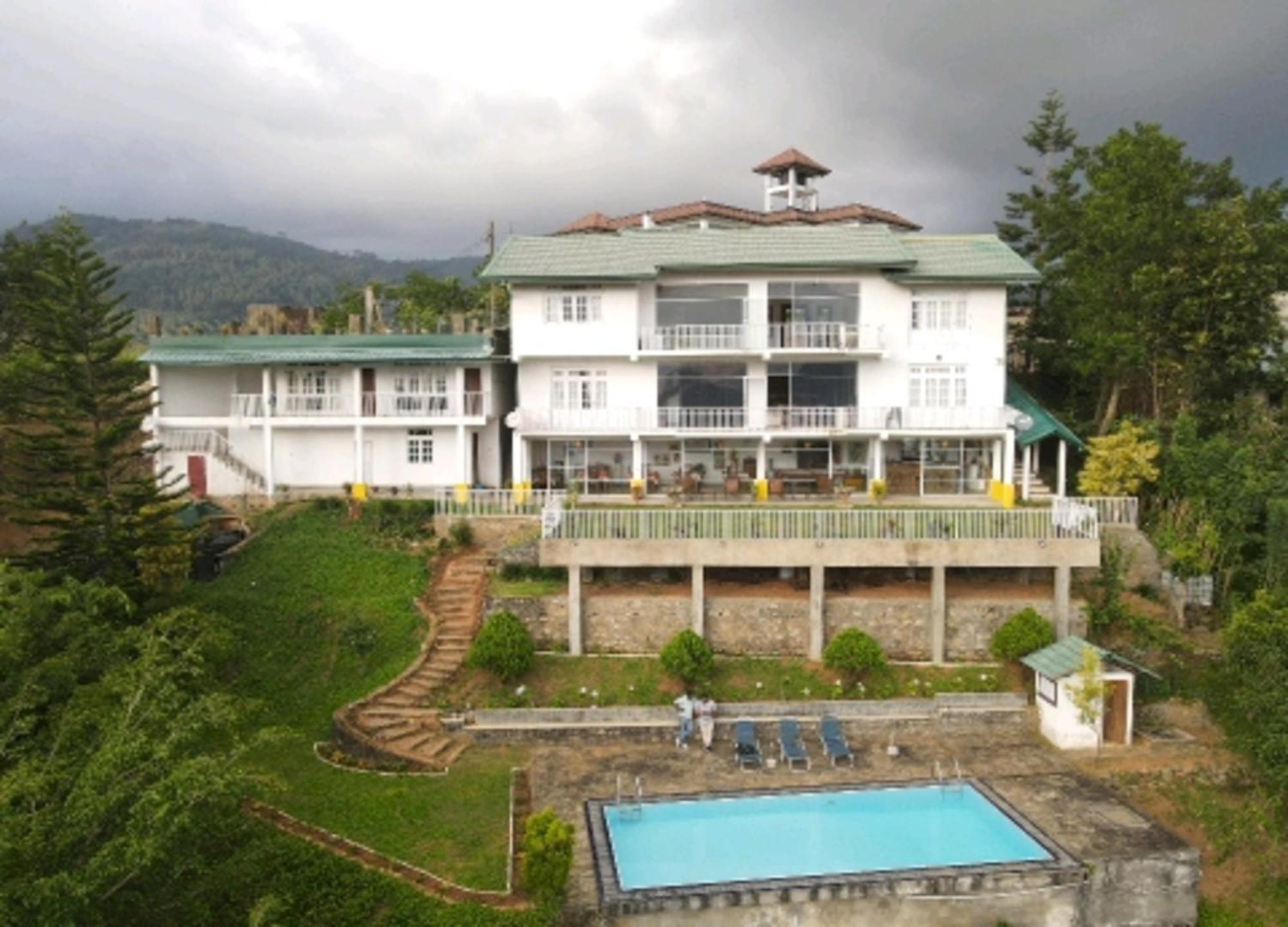 Sky Lodge Канді Екстер'єр фото