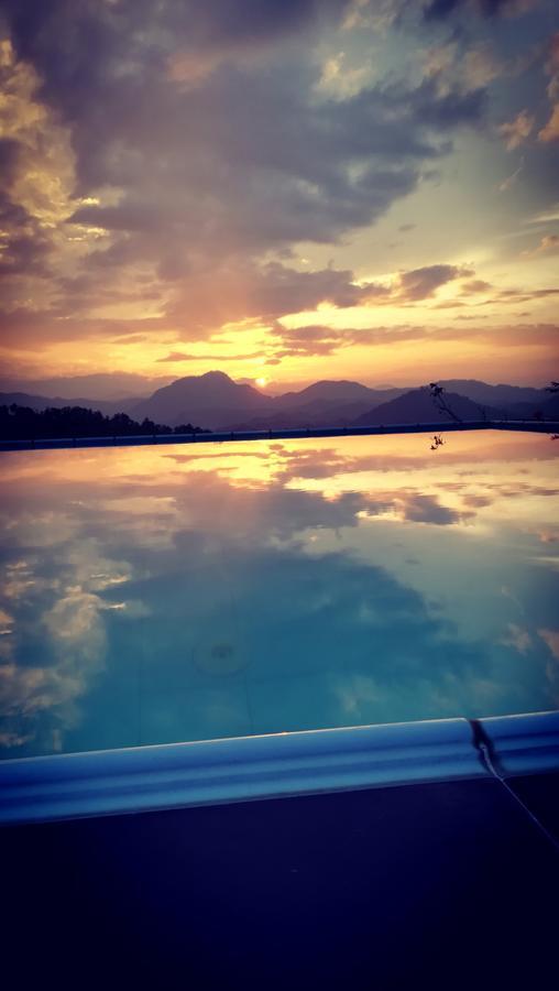 Sky Lodge Канді Екстер'єр фото